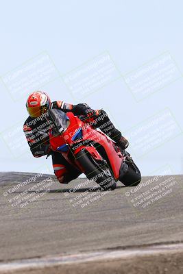 media/May-26-2025-Lets Ride (Mon) [[3bf1de1d65]]/C Group/1140am (Grapevine)/